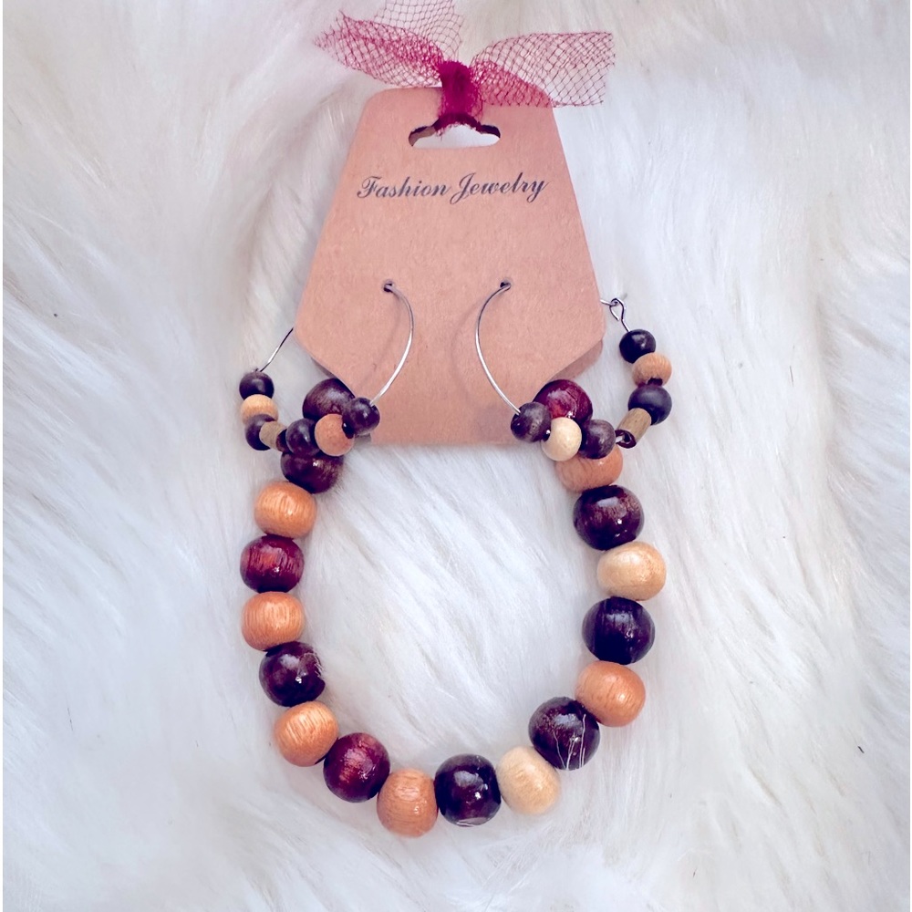 🆕♥️hOmEmAdE w/LÖVE= jEwLeRy🏹BoHeMiAn
»-» BeAdEd wOoDeN HoOpS+sTrEtChY bRaClEt
